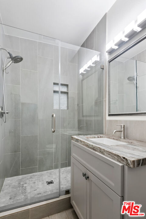 19032 Schoolcraft St