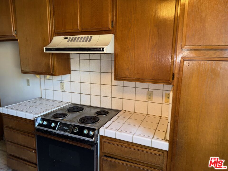 222 S Central Ave Unit: 119