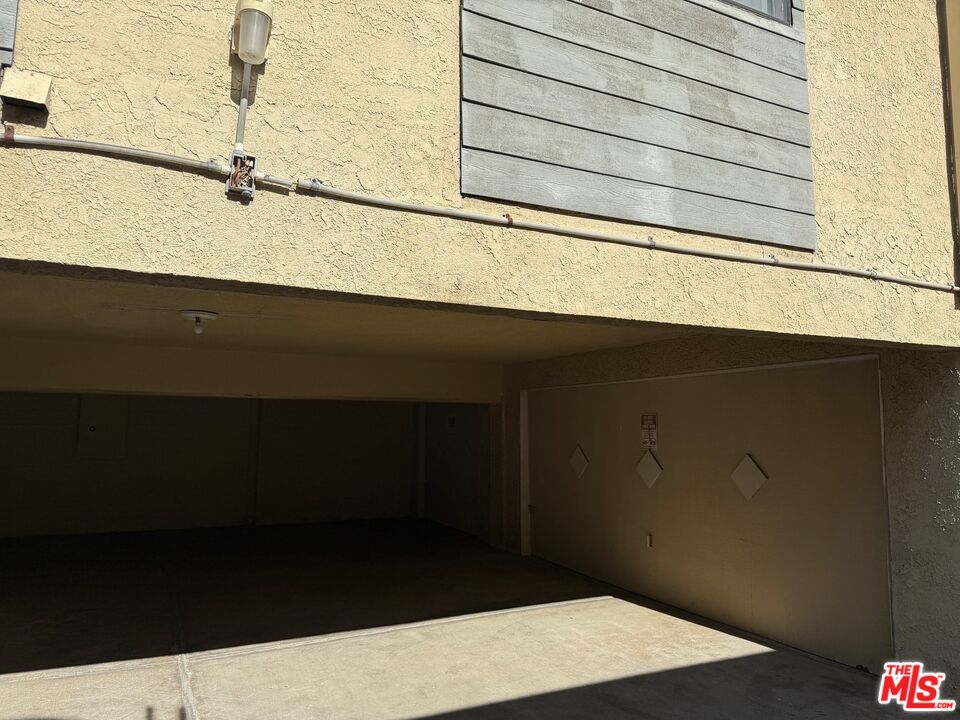 425 N Moore Ave Unit: A