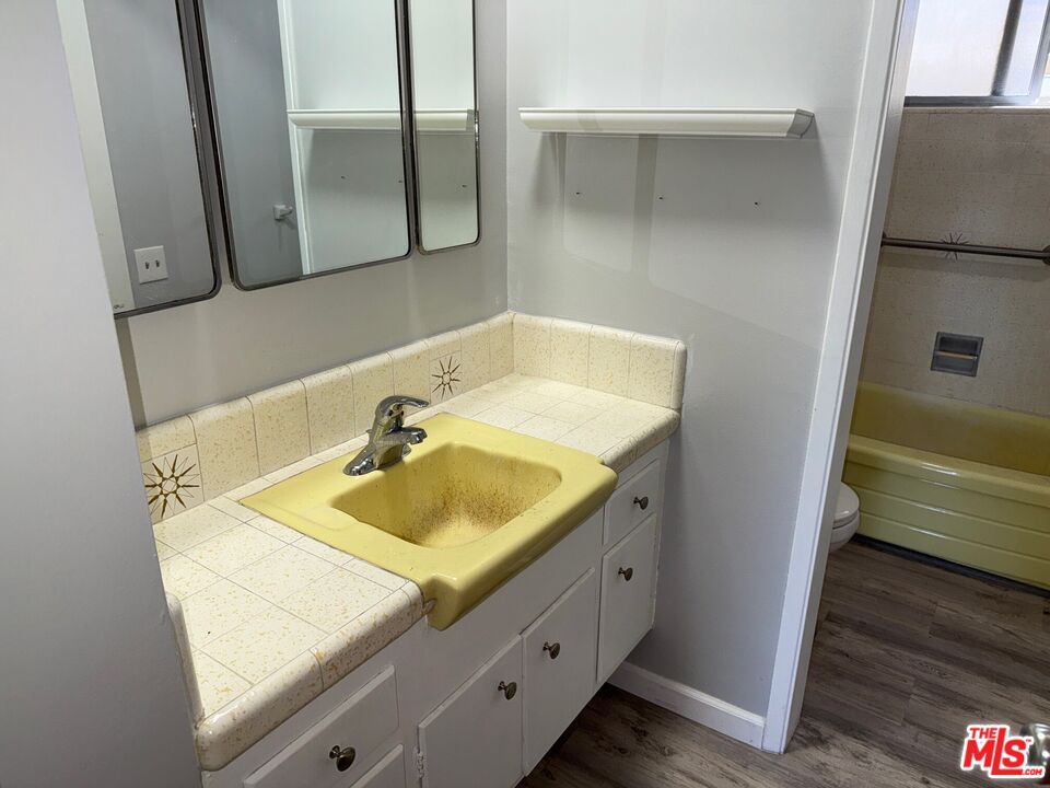 1901 Peyton Ave Unit: R