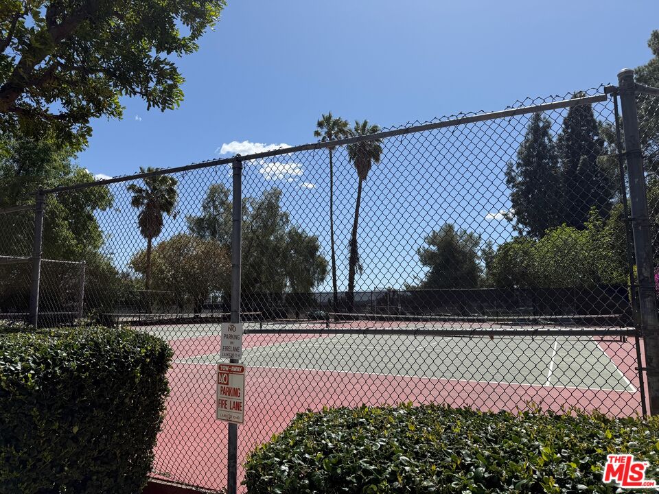 9000 Vanalden Ave Unit: 117