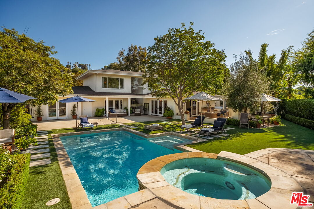 15071 Valley Vista Blvd