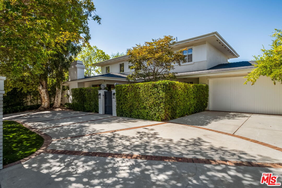 15071 Valley Vista Blvd