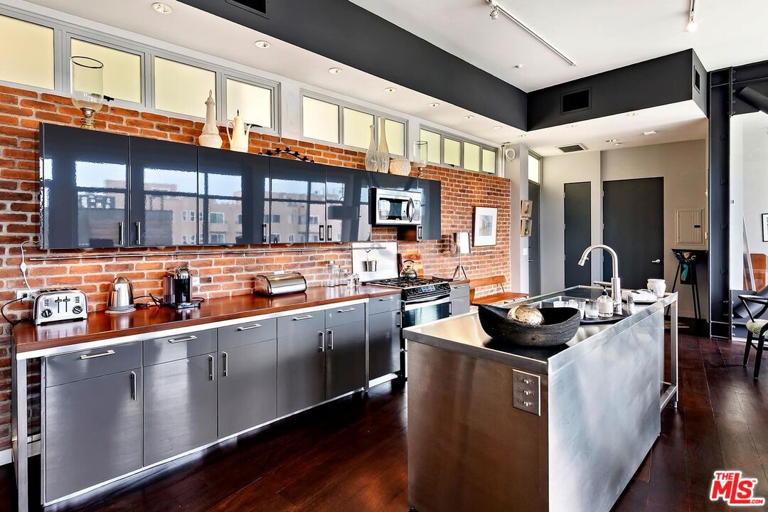 1513 9th St Unit: 3