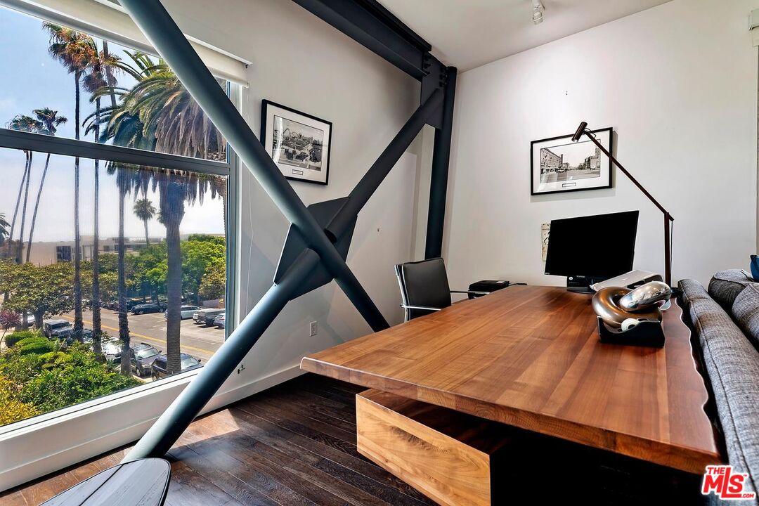 1513 9th St Unit: 3
