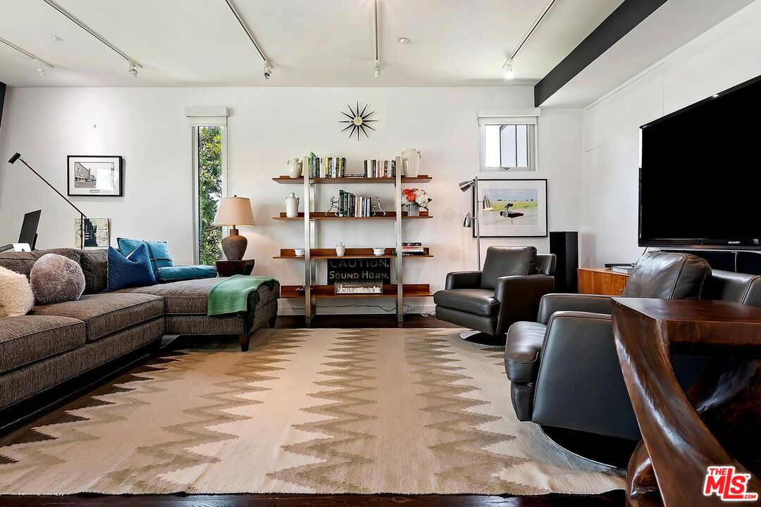 1513 9th St Unit: 3