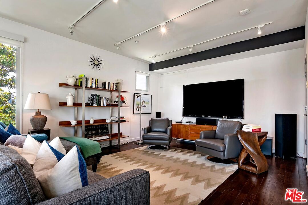 1513 9th St Unit: 3