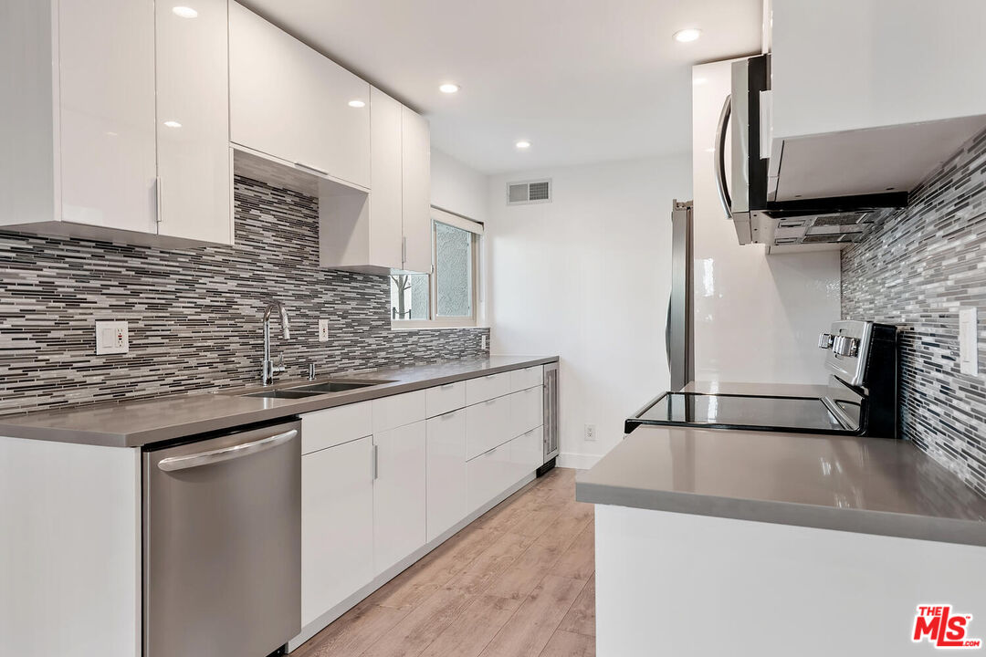 23665 Park Capri Unit: 101