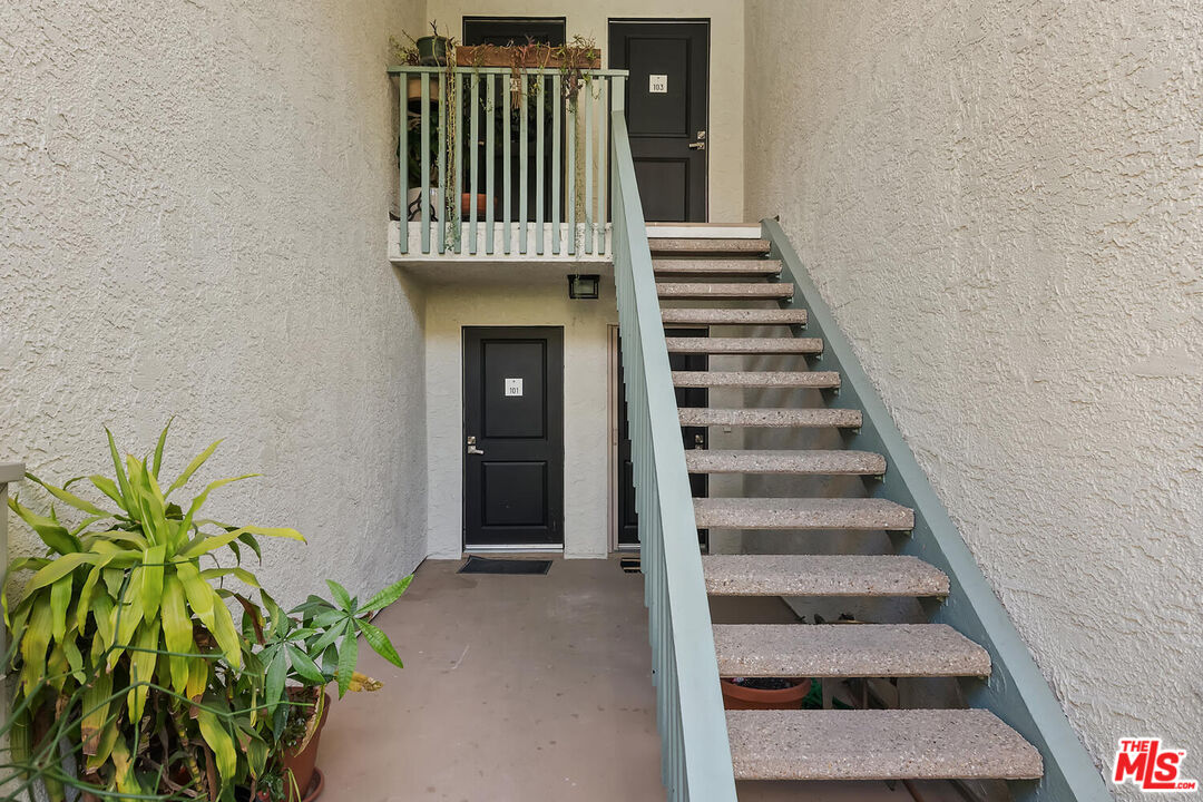 23665 Park Capri Unit: 101