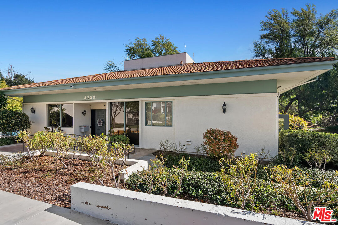 23665 Park Capri Unit: 101