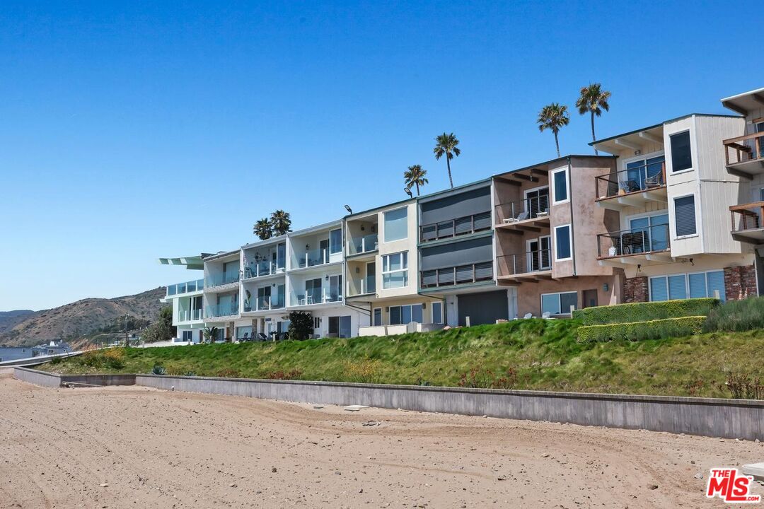 11874 Beach Club Way