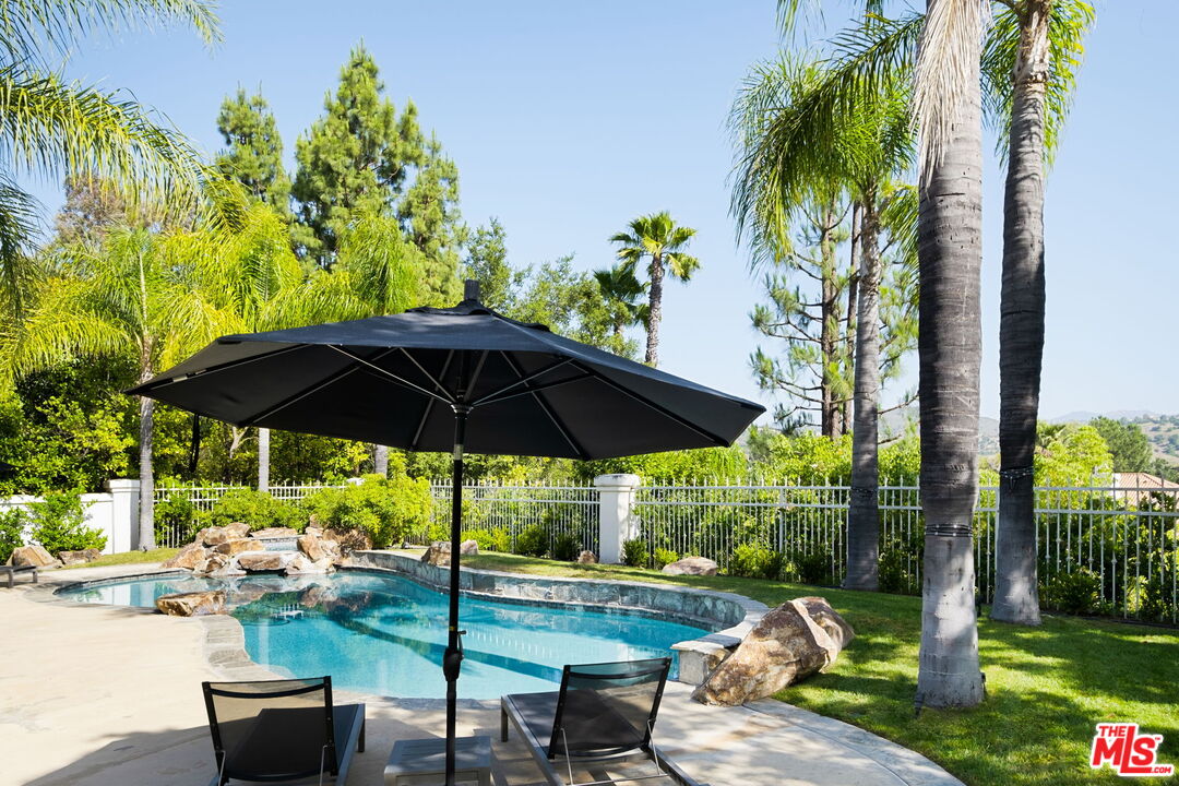 5325 Collingwood Cir