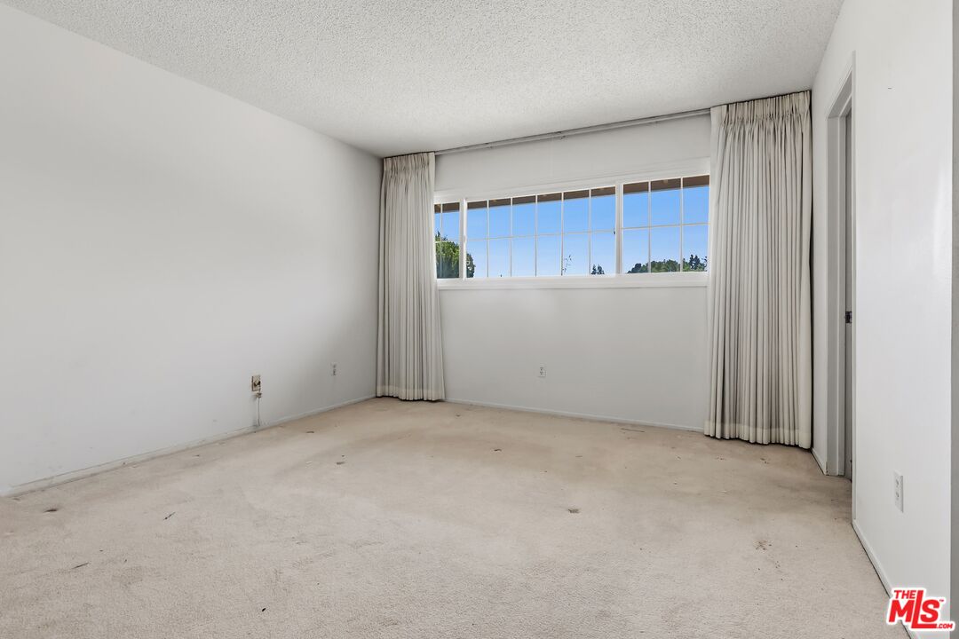 19131 Tulsa St