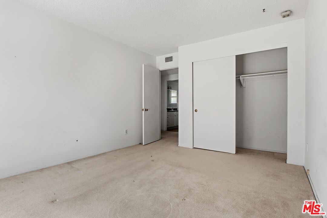 19131 Tulsa St