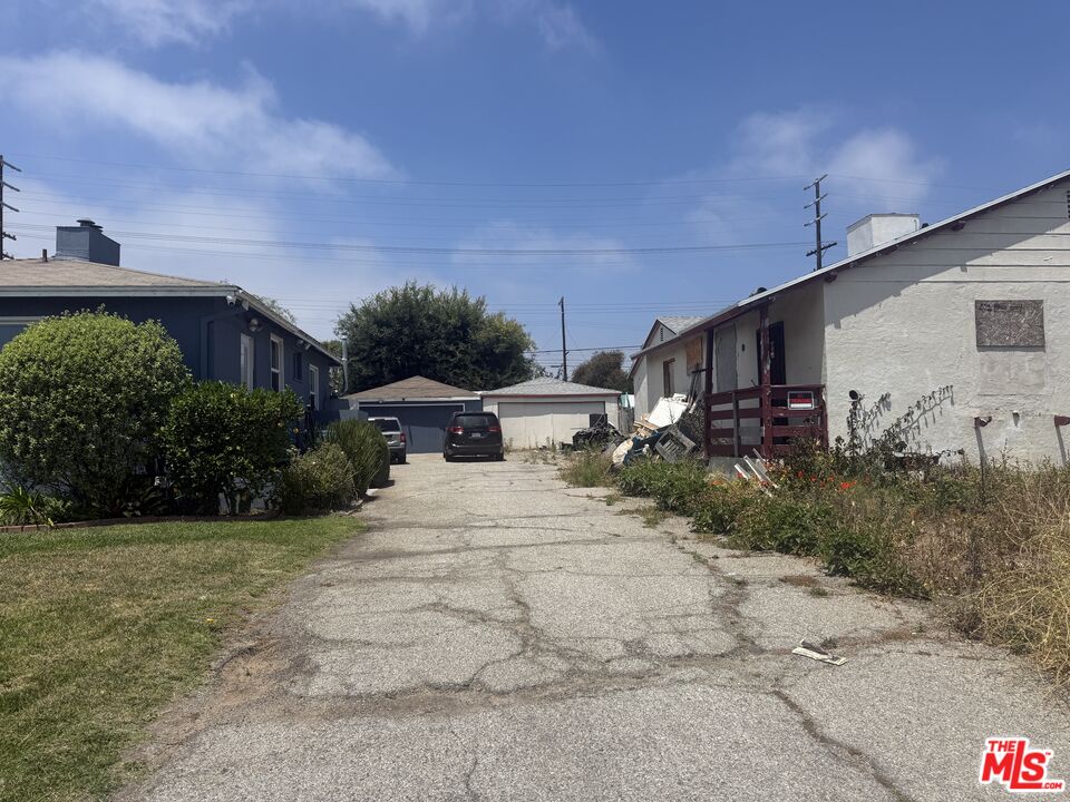 8331 Kittyhawk Ave
