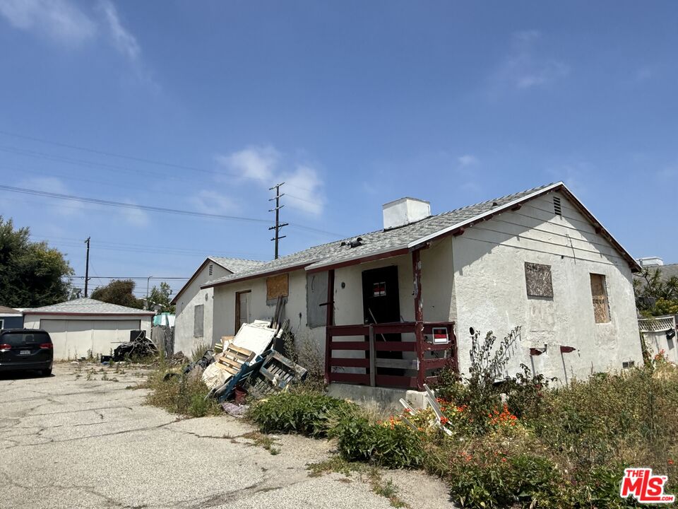 8331 Kittyhawk Ave