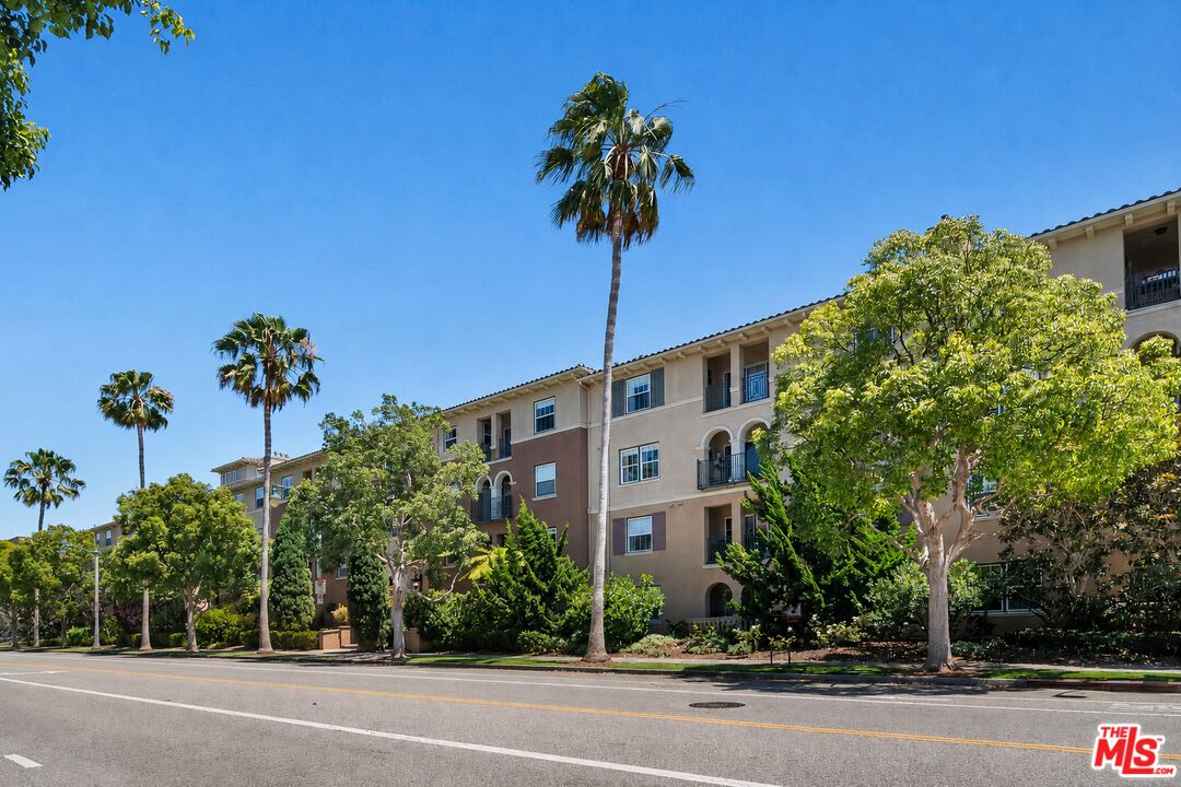 13080 Pacific Promenade Unit: 123