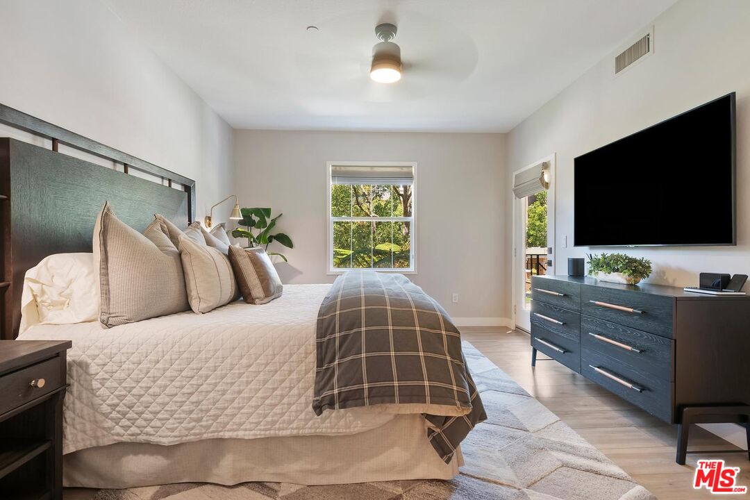 13080 Pacific Promenade Unit: 123