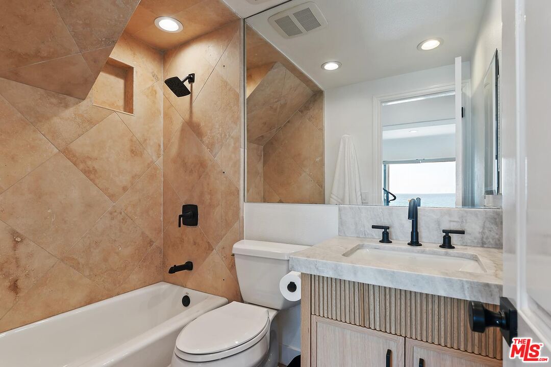 11874 Beach Club Way