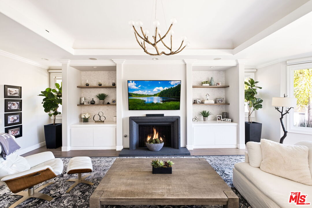 5325 Collingwood Cir