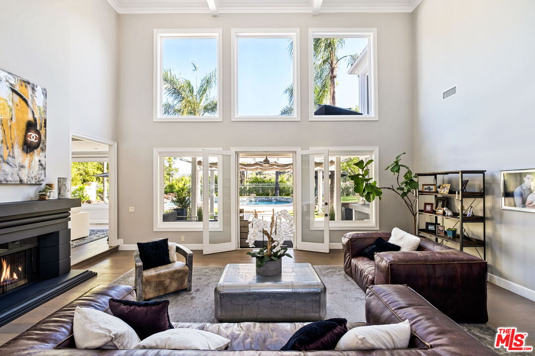5325 Collingwood Cir