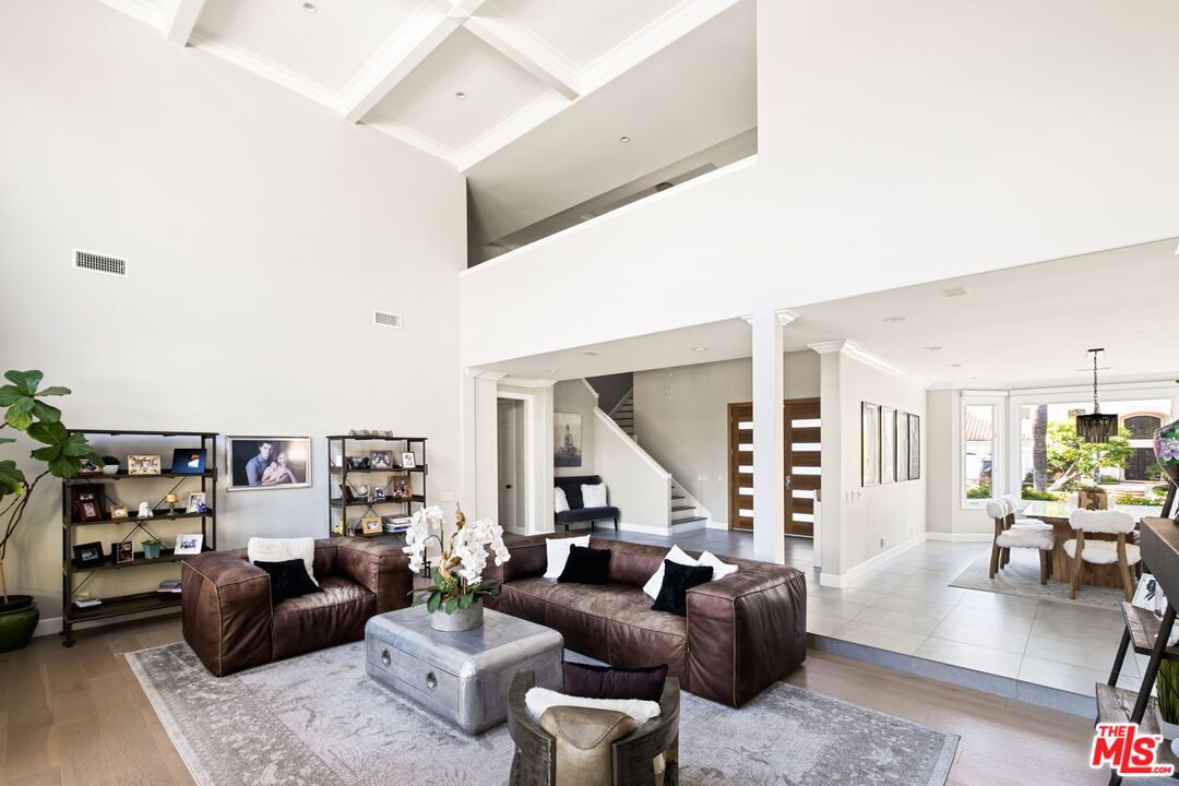 5325 Collingwood Cir