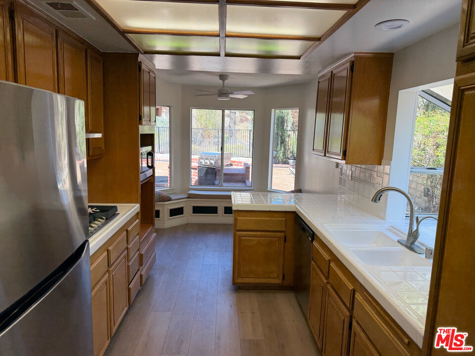 29030 Shadow Valley Ln