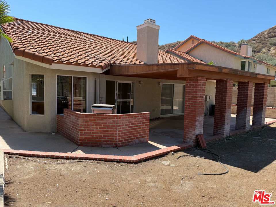 29030 Shadow Valley Ln