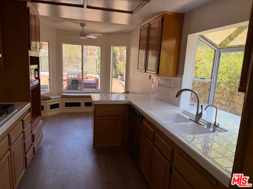 29030 Shadow Valley Ln