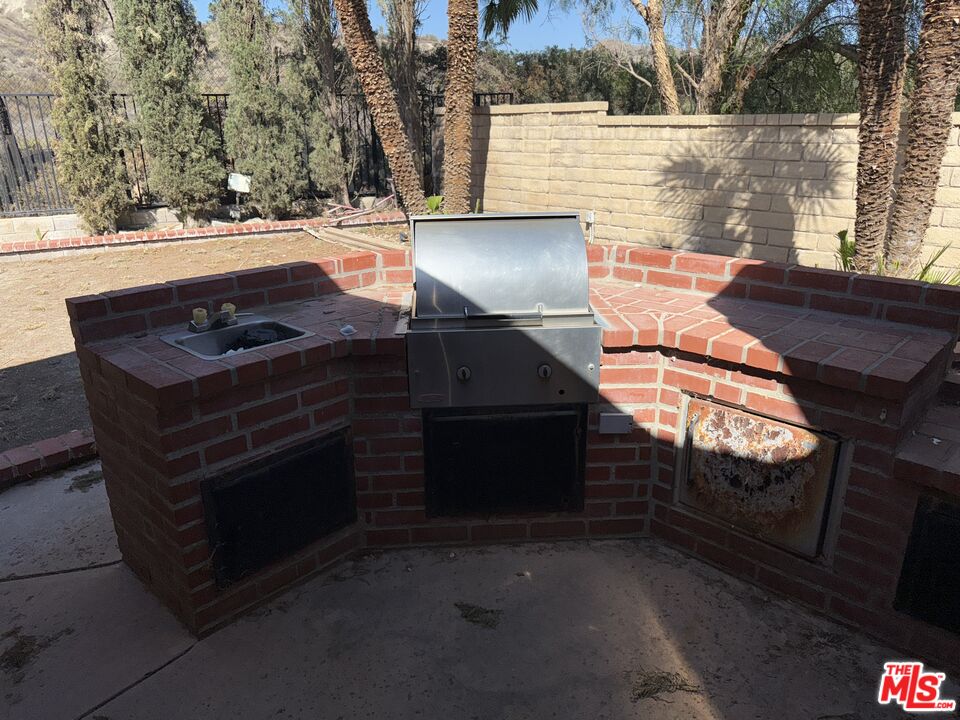 29030 Shadow Valley Ln