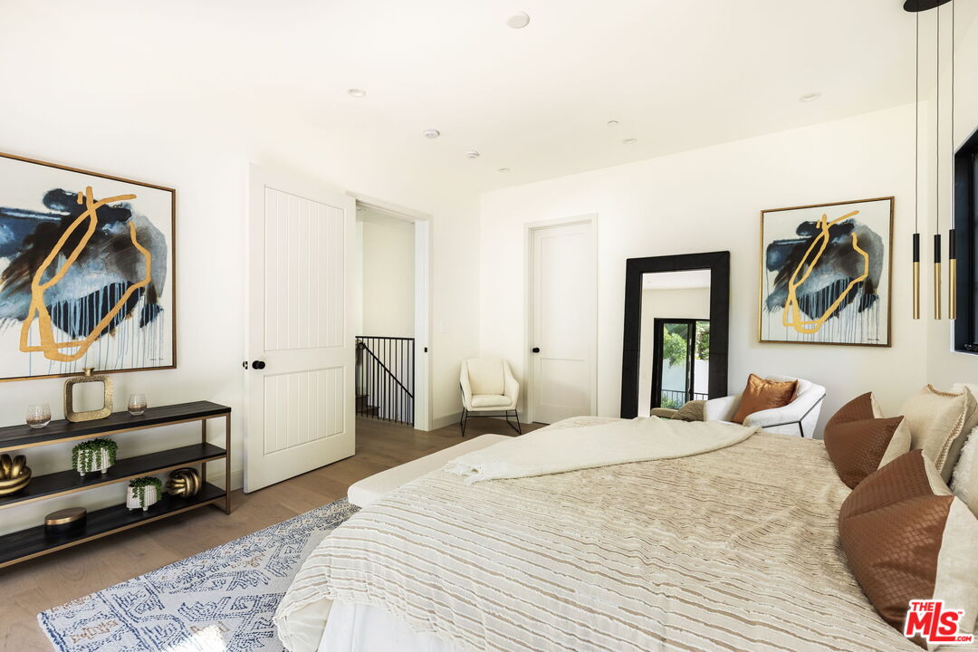 4624 Balboa Ave