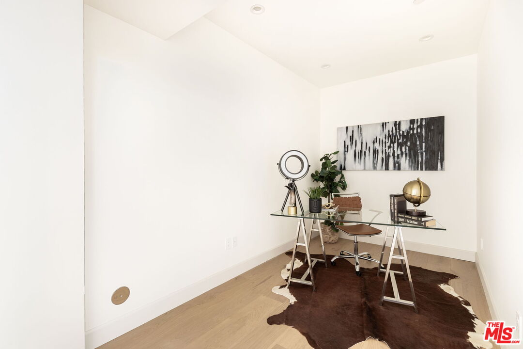 4624 Balboa Ave