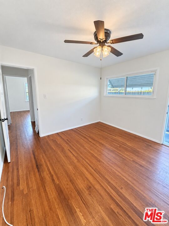 12811 Oxnard St Unit: 1