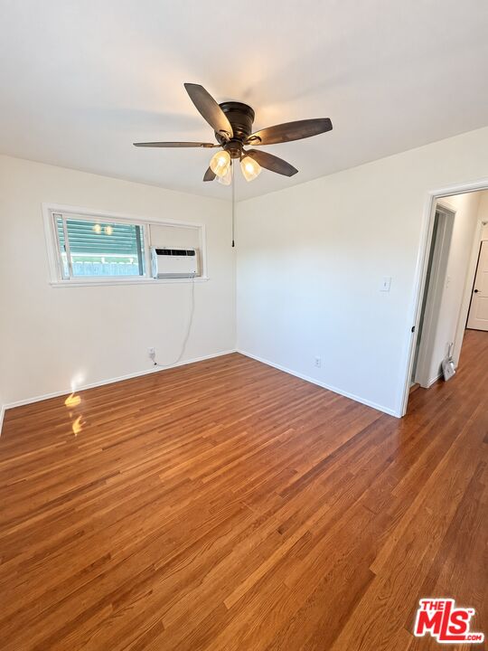 12811 Oxnard St Unit: 1