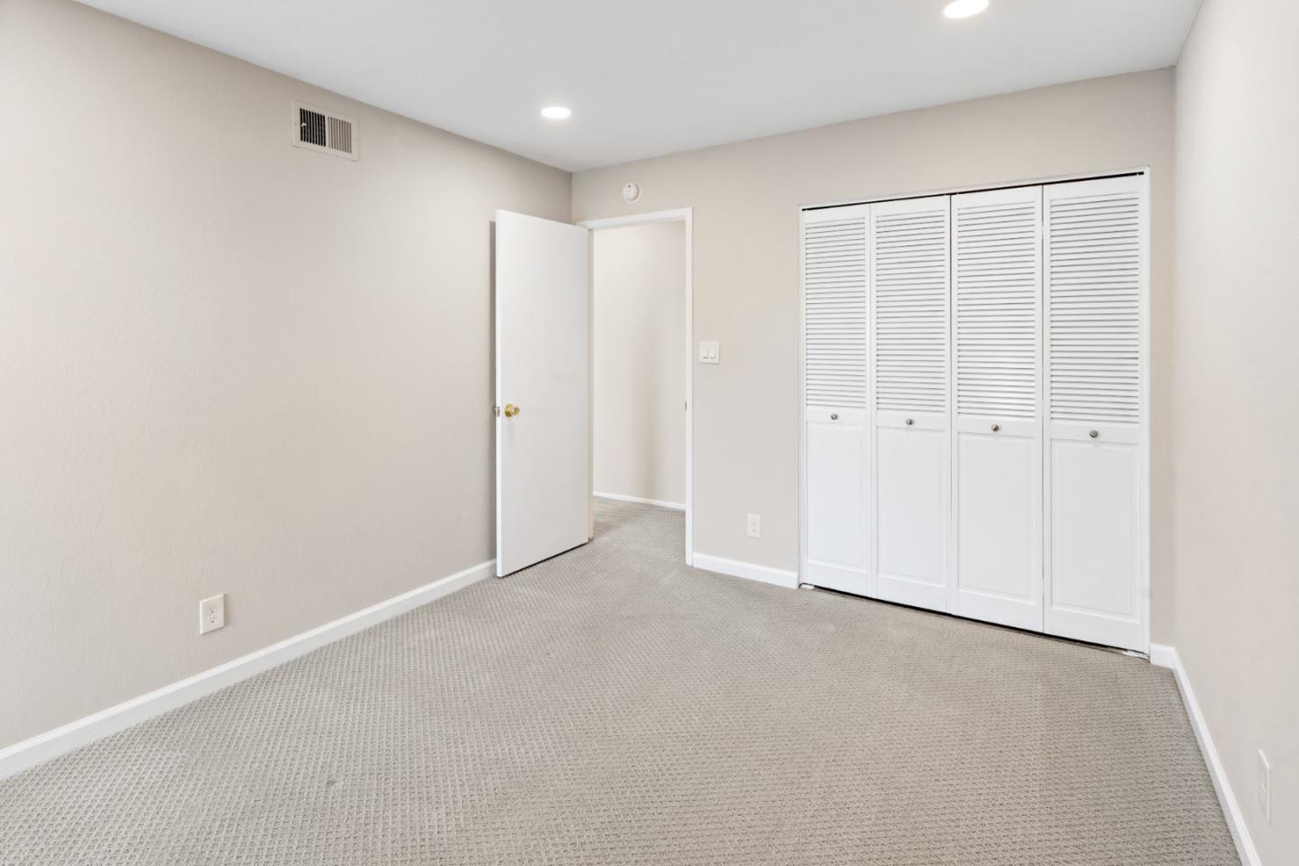 827 Cortez LN