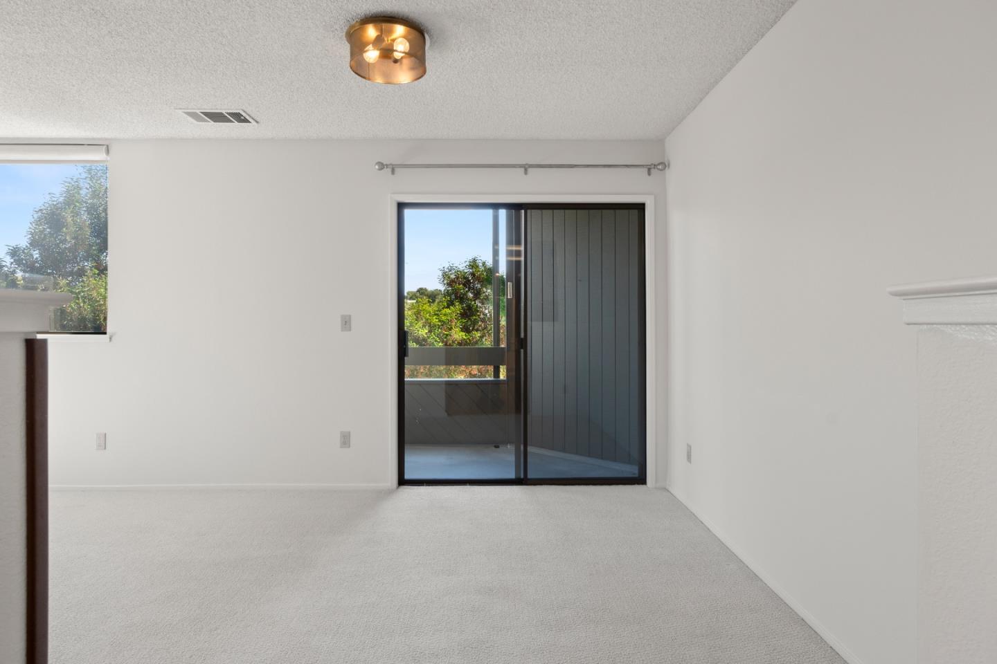 780 Sea Spray LN 208