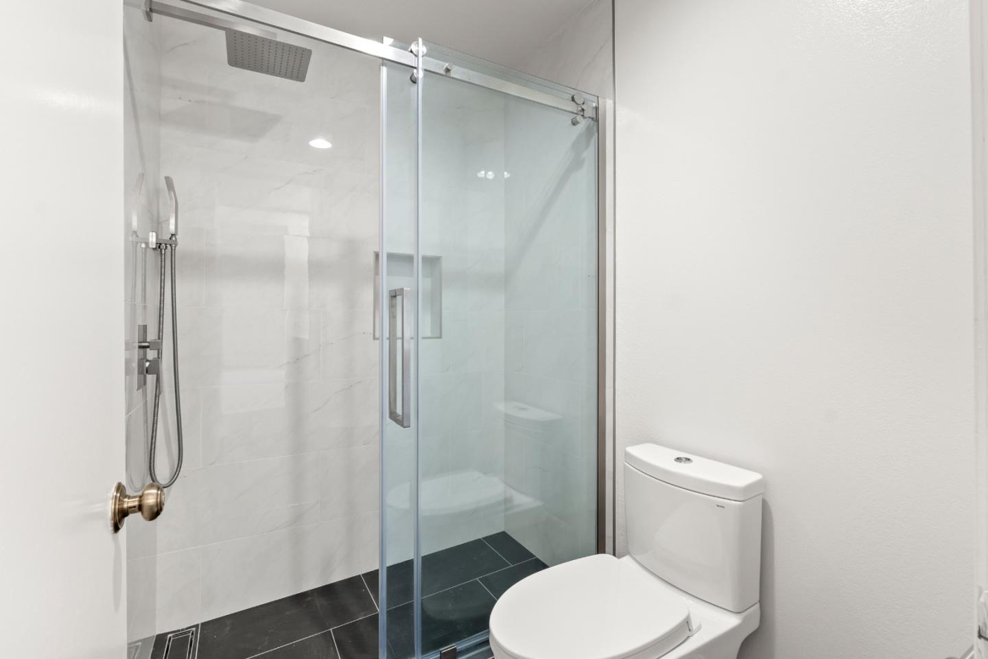 780 Sea Spray LN 208