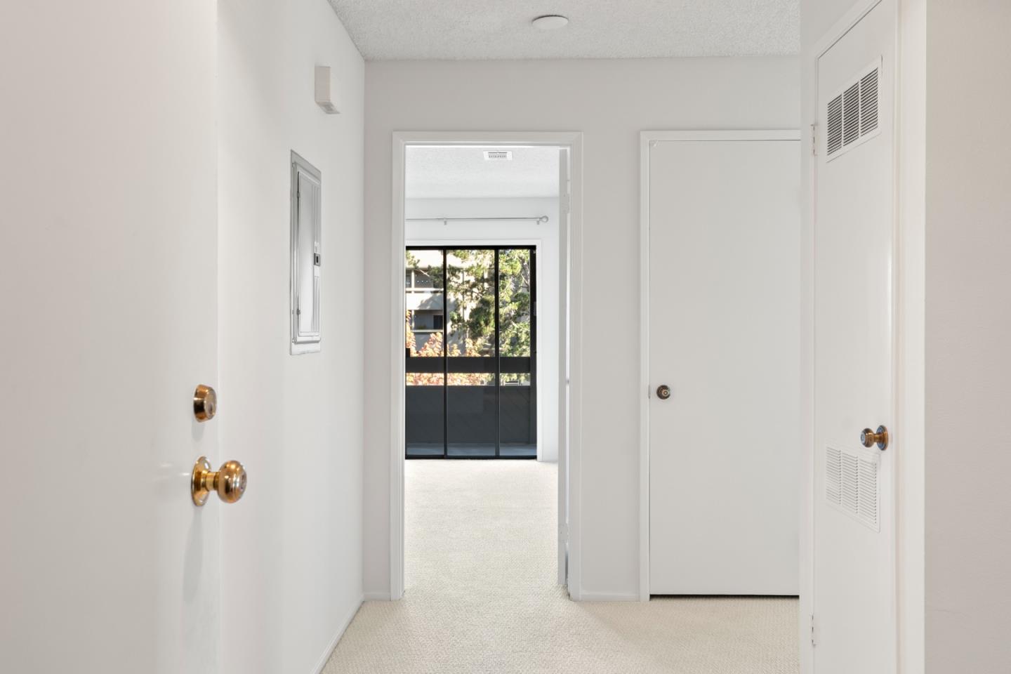 780 Sea Spray LN 208