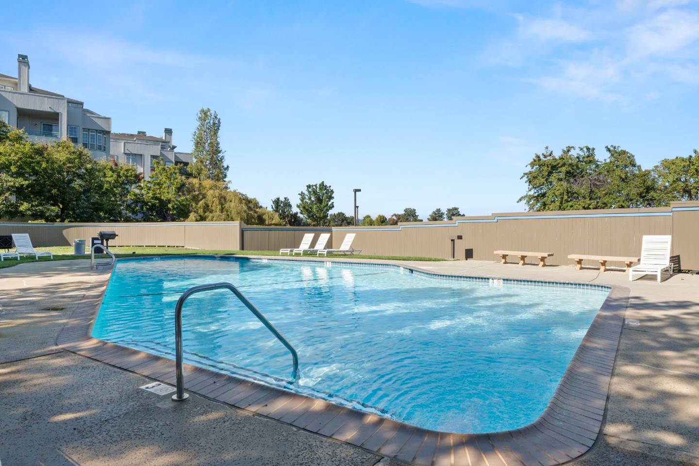 780 Sea Spray LN 208