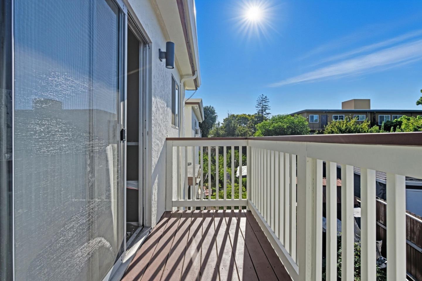 208 3rd Avenue