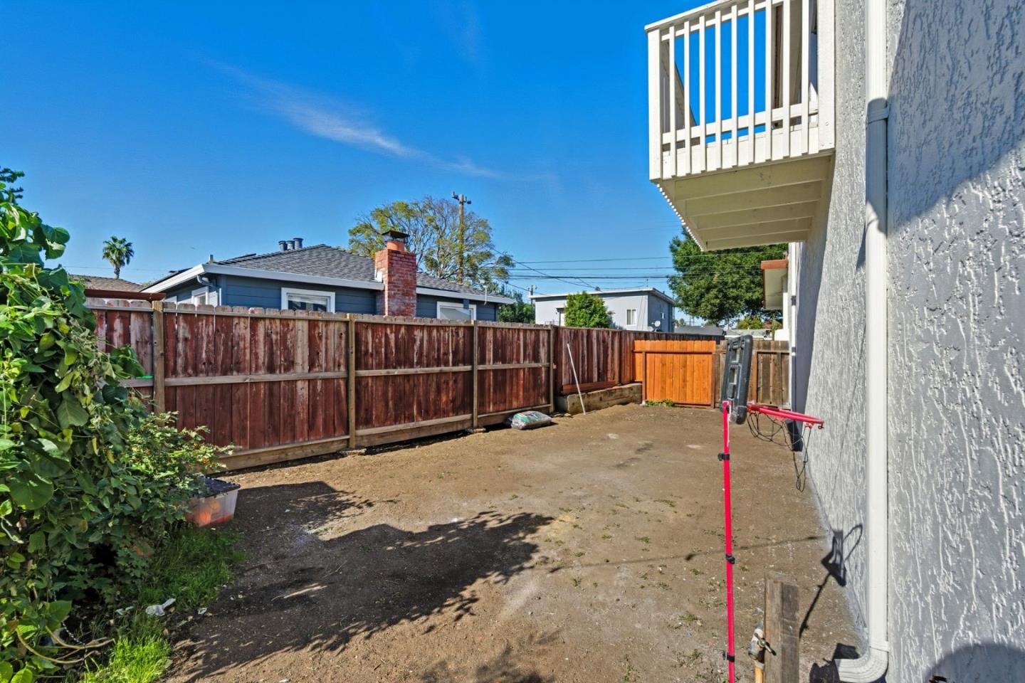 208 3rd Avenue