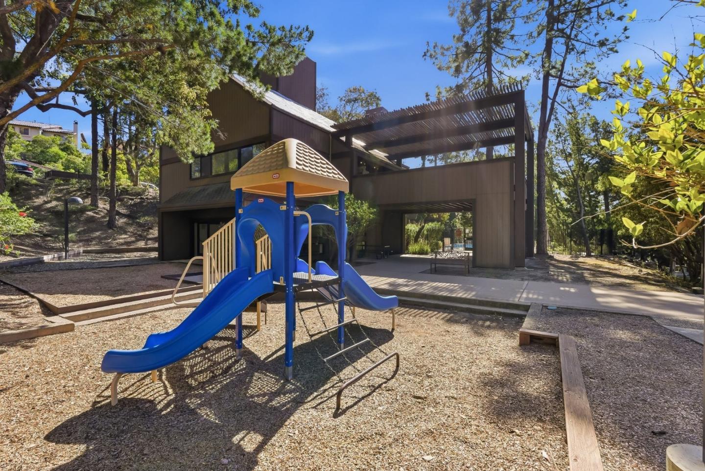 3335 La Mesa Drive 4