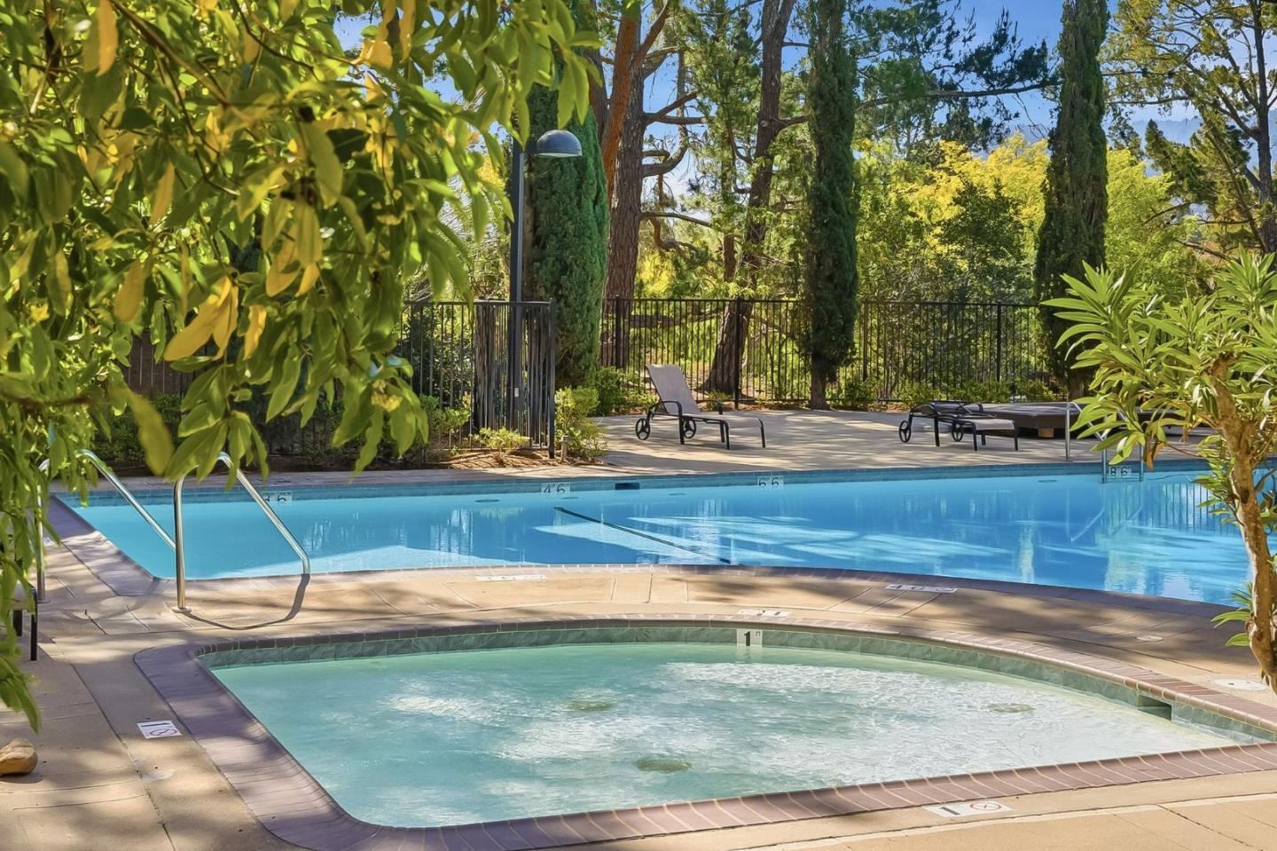 3335 La Mesa Drive 4