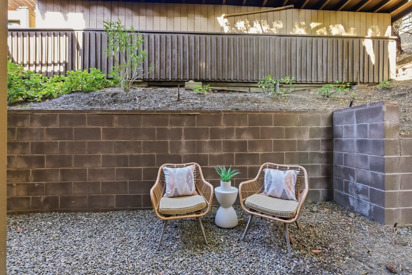 3335 La Mesa Drive 4