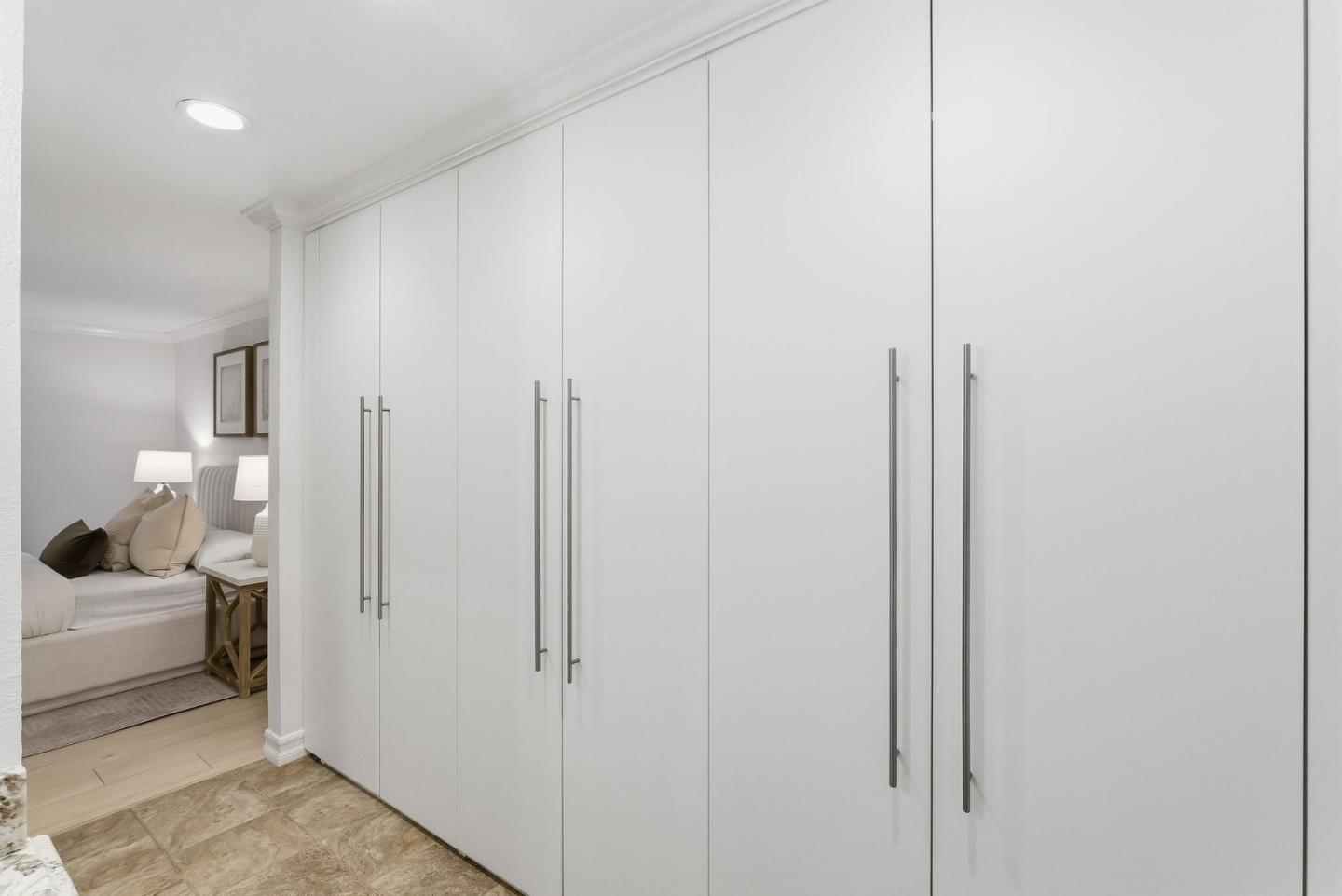 3335 La Mesa Drive 4