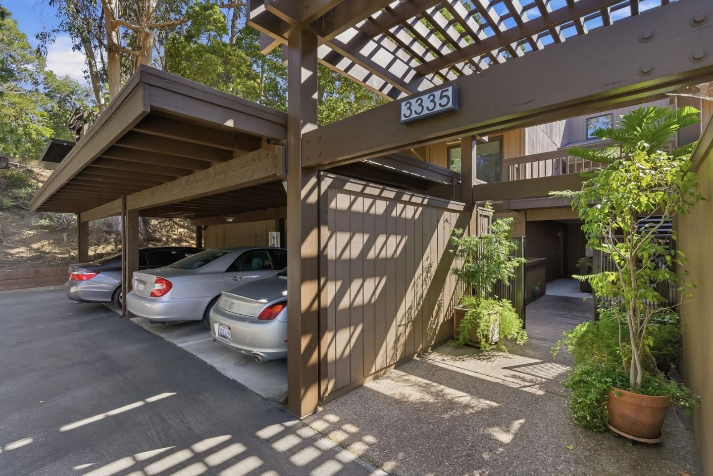 3335 La Mesa Drive 4