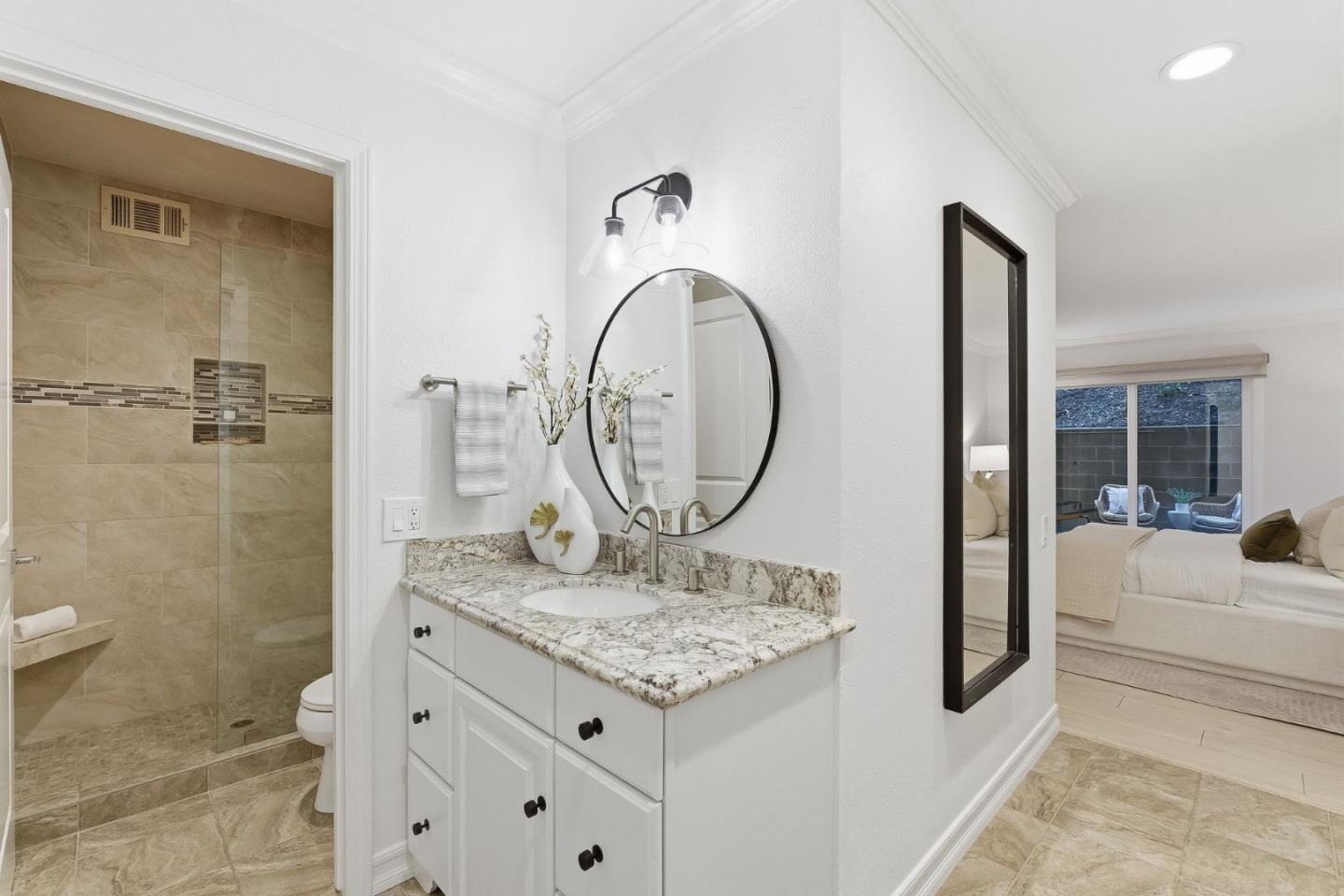 3335 La Mesa Drive 4