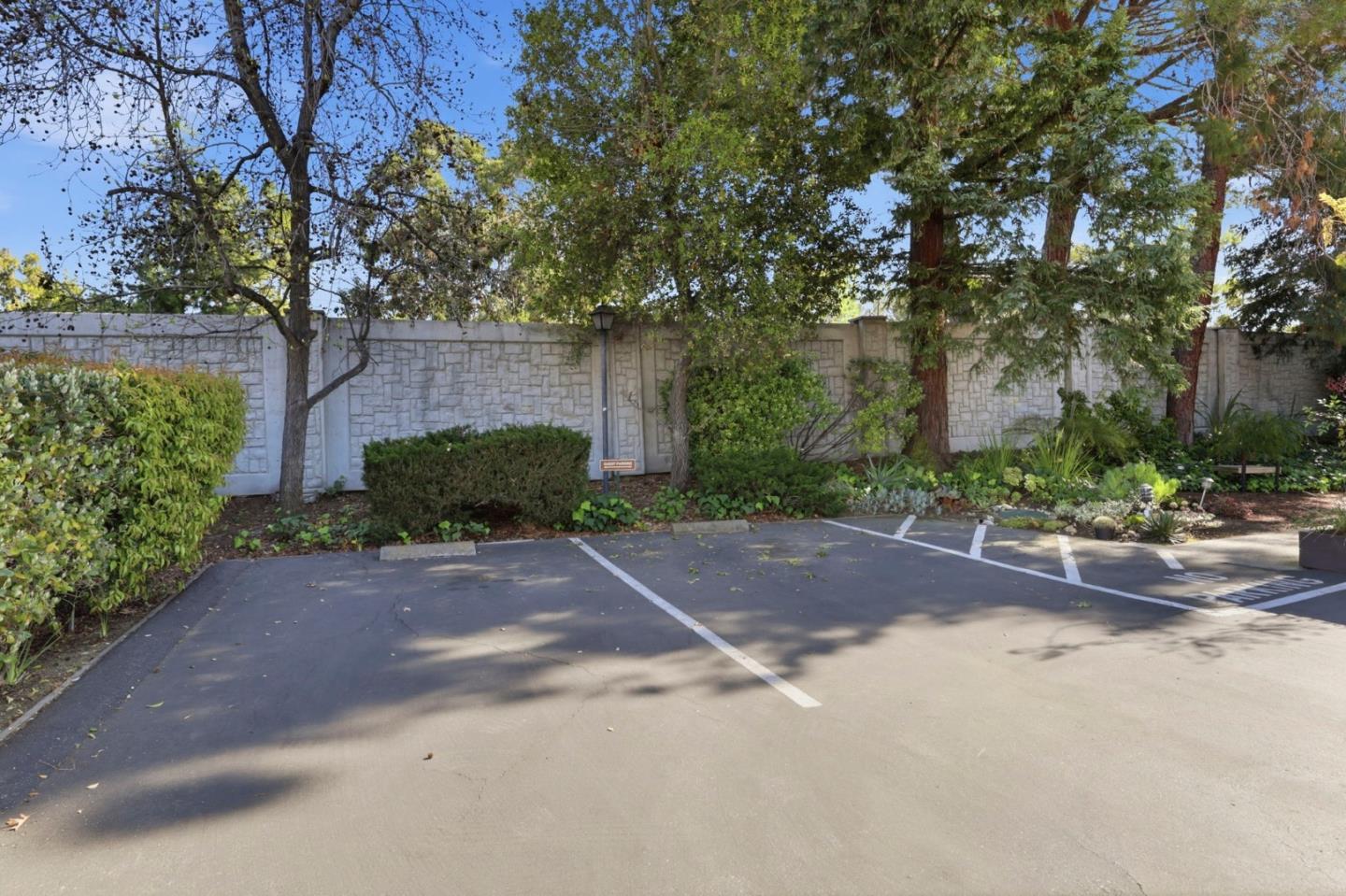 2463 Sharon Oaks Drive