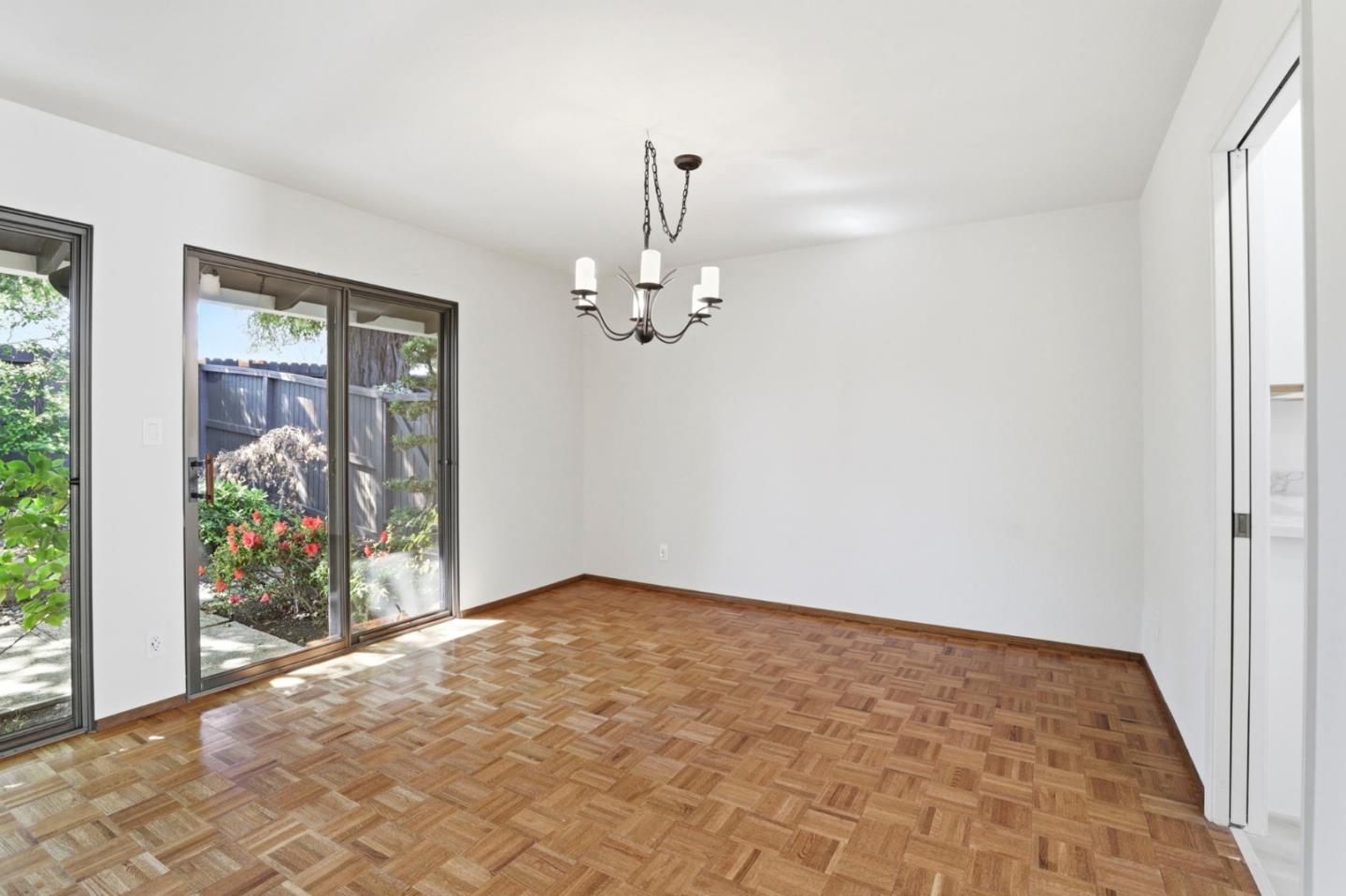 2463 Sharon Oaks Drive