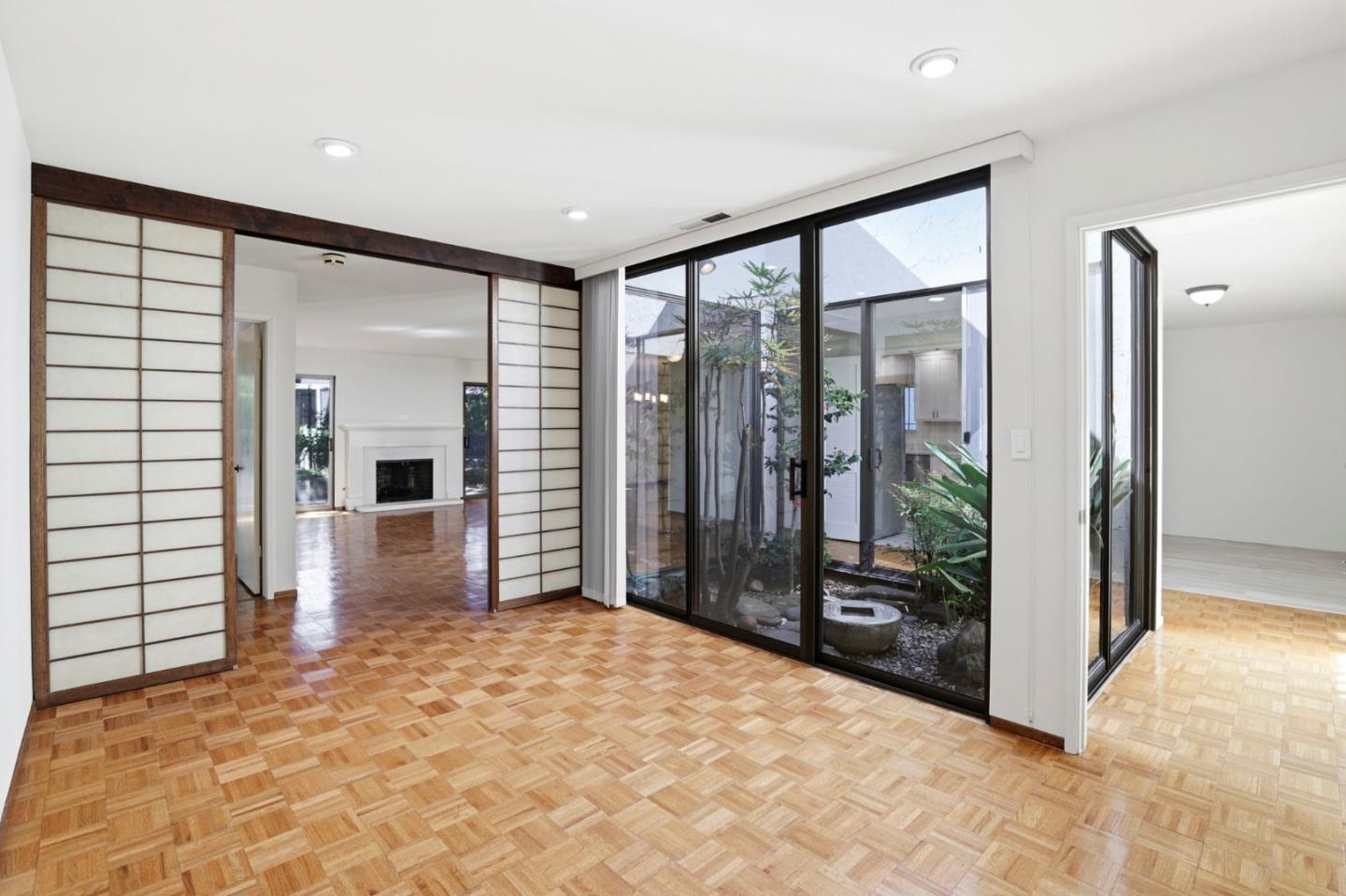 2463 Sharon Oaks Drive